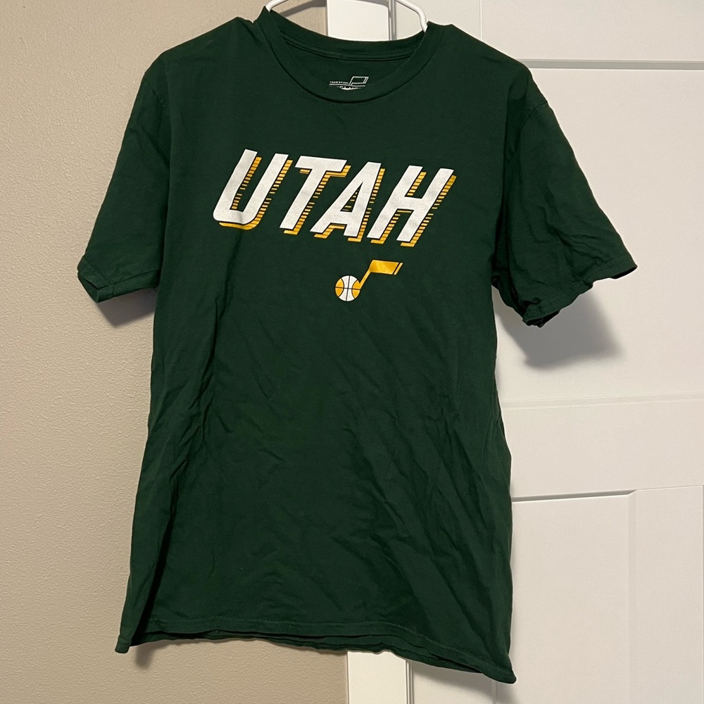 Green and White Short Sleeve Tee with Utah Design
